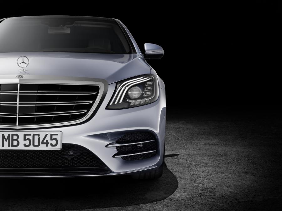 Детали экстерьера Mercedes-Benz S350 Lang AMG Line 2017 года  (WW) (фото 12 из 18)